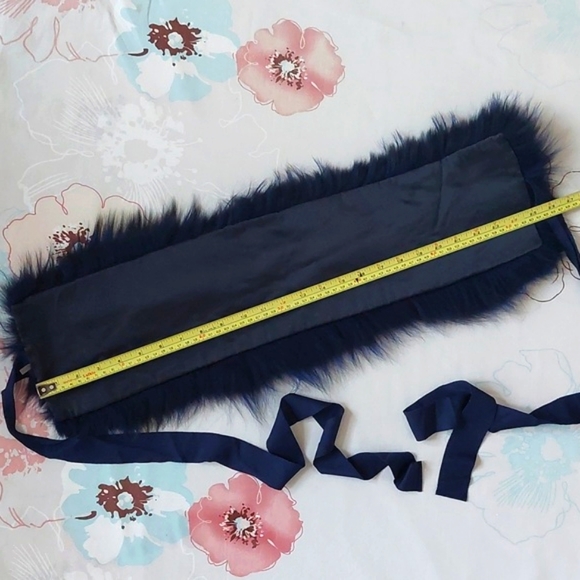 Real fox fur blue scarf - Picture 8 of 13